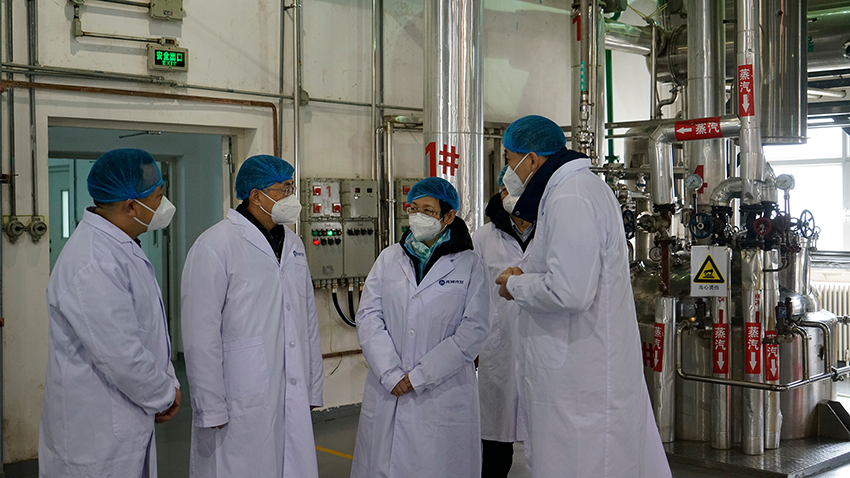 工會慰問入一線 情系員工暖人心——省人大常委會副主任、省總工會主席吳明明一行慰問調(diào)研隴神戎發(fā)