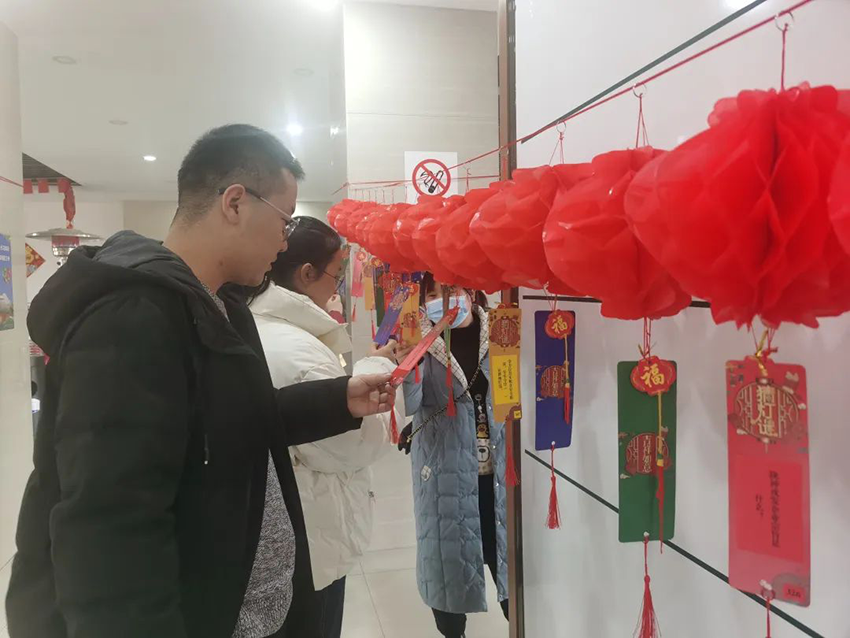 猜燈謎、放煙花，歡喜鬧元宵！