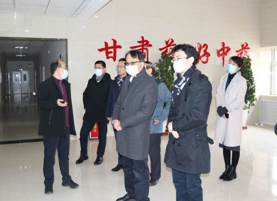 廣東新南方集團(tuán)總裁朱梓陽(yáng)一行到隴神戎發(fā)考察交流